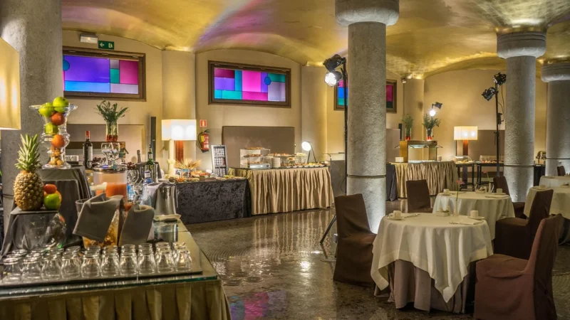 Konferencje w Warszawie: hotel ze SPA i salą konferencyjną