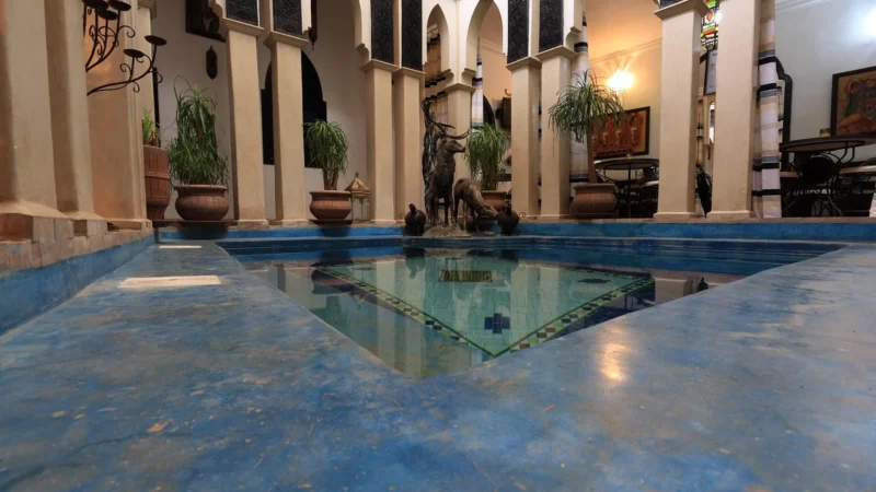 Najlepsze hotele z basenem w Świeradowie-Zdroju, w tym Hotel Topaz