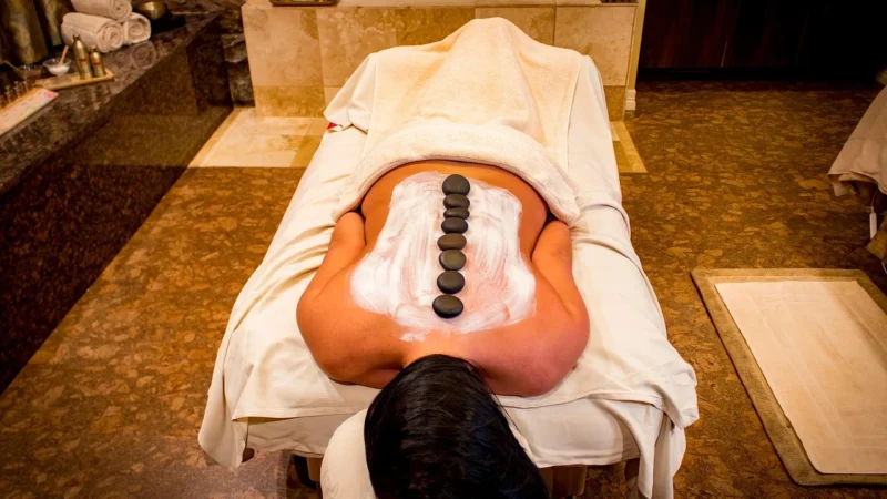 Odkryj luksus relaksu dzięki masażom i spa w Warszawie