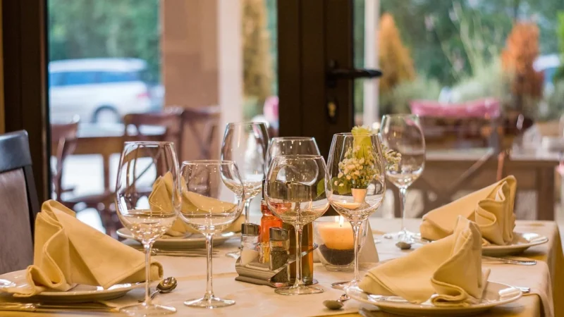 Restauracja na komunie i nie tylko – idealne przyjęcia w centrum Rzeszowa