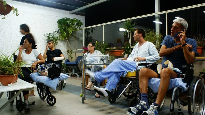 Łóżka ortopedyczne w Warszawie — komfortowa rehabilitacja w domu